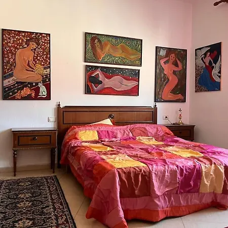 Roz Apartment